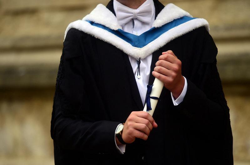 英国「泰晤士高等教育」特刊（THE）今天公布2024年世界大学排名，英国牛津大学连续第8年蝉联世界第一。（路透）