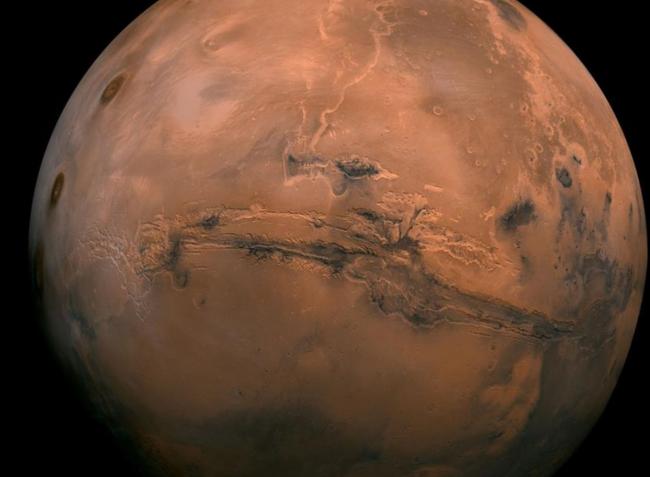 火星发生地震嘎嘎作响，科学家们推测出震源