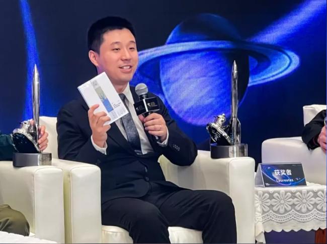 中国科幻作家凭小说“时空画师”获2023雨果奖