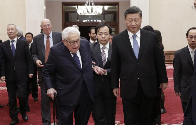 “中国领导人好朋友”逝世，美国重拾现实主义？
