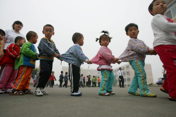 中国首个省级政府正式提出撤停幼儿园 引热议