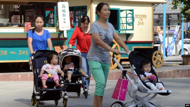 中国人口连续第二年锐减 两个数据触目惊心