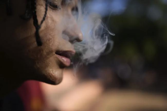 青少年大麻吸得凶 罹患精神病风险高