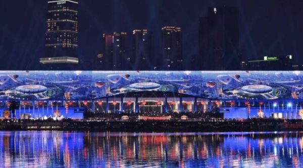 中国新年，“裸眼3D”飞龙在天震撼登场