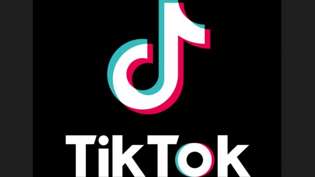川普反对禁止TikTok：脸书才该禁