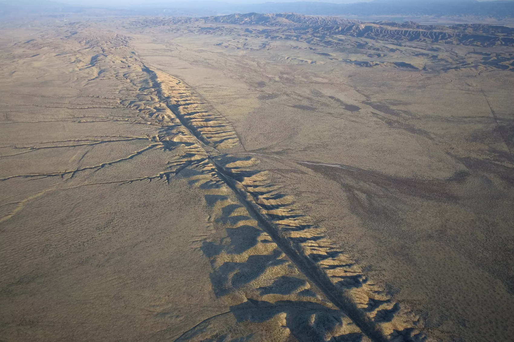 科学家：美国加州今年可能发生大地震