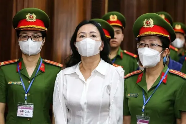 越南华裔女首富被判死刑！得知原因，众人皆服