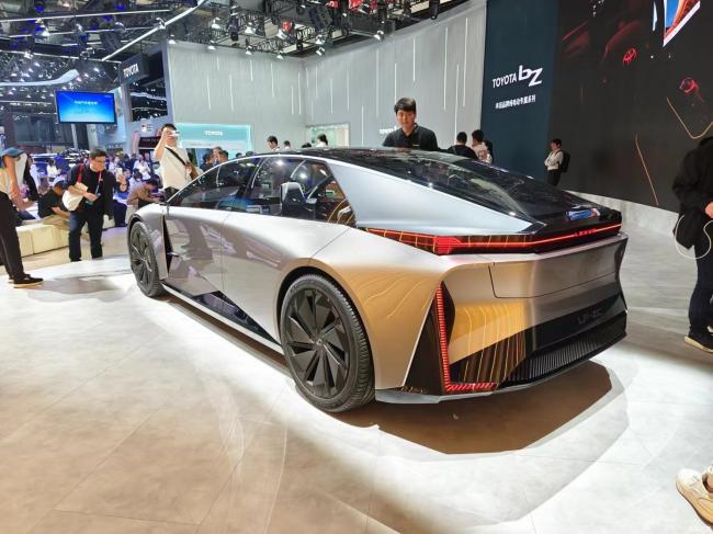 2024北京车展：雷克萨斯LF-ZC概念车