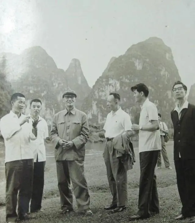1979年越南副主席黄文欢投奔中国，最终结局如何