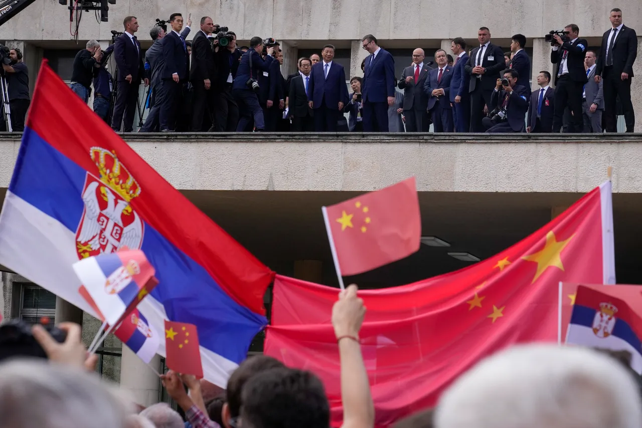 塞爾維亞動員國營事業員工歡迎中國國家主席習近平。美聯社