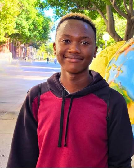 加州奧克蘭市18歲烏幹達移​​民子弟赫姆斯‧阿特格卡。  (取自X平台)