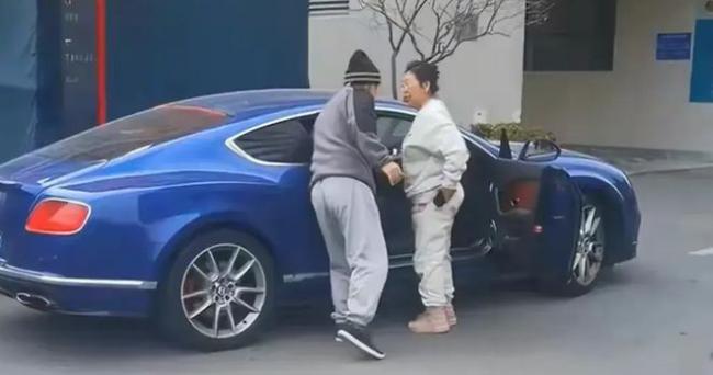 36岁杜海涛又瘦了 看了他的资产才知道他的低调 36岁杜海涛又瘦了 看了他的资产才知道他的低调