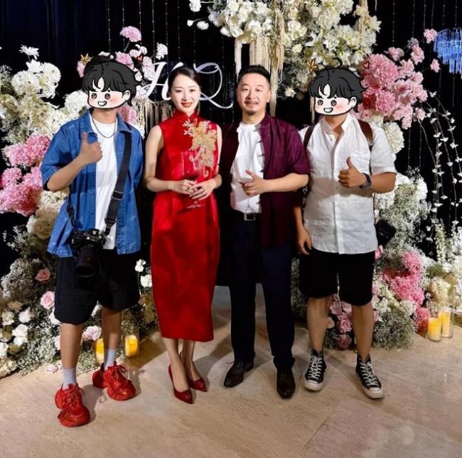 黄海波与妻补办婚宴 嫖娼入狱后靠女方养家八年 黄海波与妻补办婚宴 嫖娼入狱后靠女方养家八年