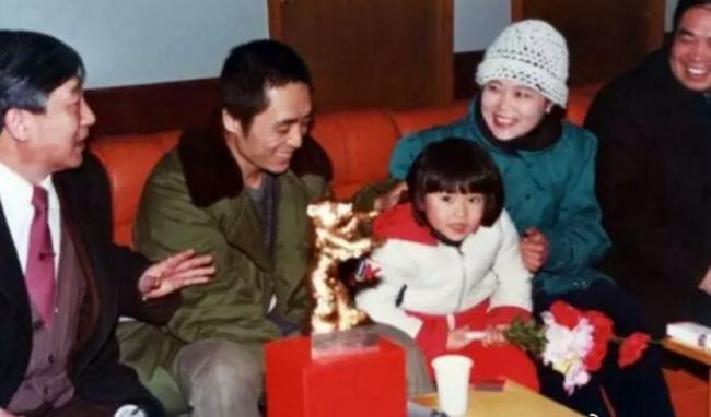 肖华:跟张艺谋离婚34年 她过得怎样? 肖华:跟张艺谋离婚34年 她过得怎样?