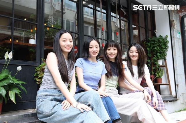 4胞胎学霸女星现况曝光 4胞胎学霸女星现况曝光