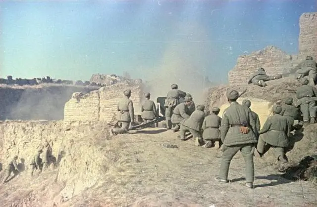 苏联人拍摄的1949年解放军敢死队攻城全过程