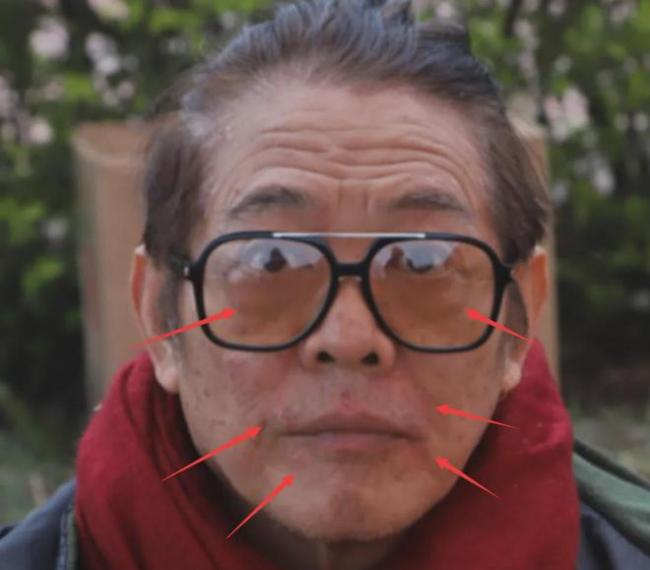 61岁李连杰:带妻女修行 20亿身家给利智 61岁李连杰:带妻女修行 20亿身家给利智