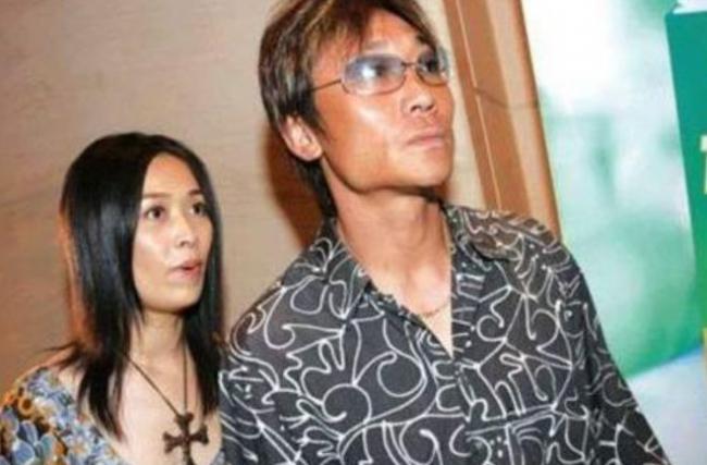 高峰:抛弃那英和刚出生的儿子 19年过去了他... 高峰:抛弃那英和刚出生的儿子 19年过去了他...