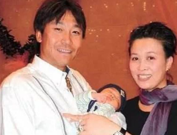 高峰:抛弃那英和刚出生的儿子 19年过去了他... 高峰:抛弃那英和刚出生的儿子 19年过去了他...