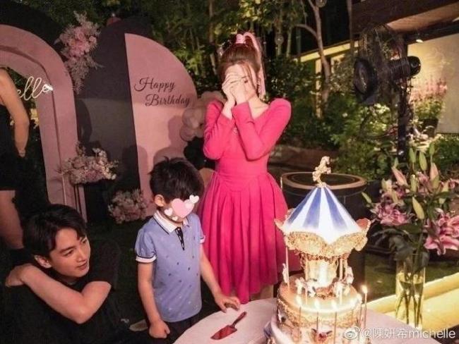 网曝陈晓宁愿净身出户也要离婚 陈妍希身材发福 网曝陈晓宁愿净身出户也要离婚 陈妍希身材发福