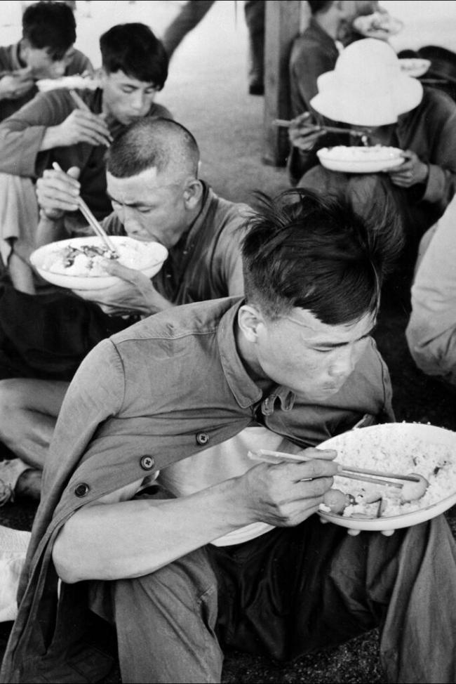 追尋我父親的邊疆：他在中共軍隊的歲月