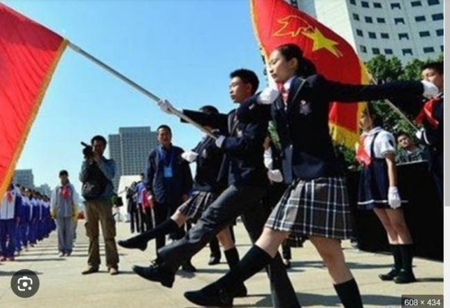 傷人逐客，他們還嫌中國經濟不夠難？