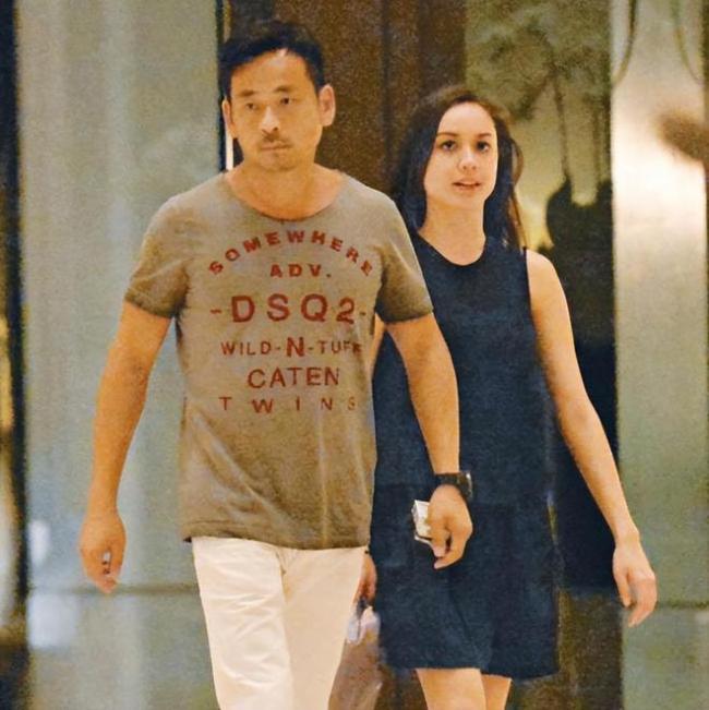 刘碧丽身材走样显富态 生活比洗米嫂幸福 刘碧丽身材走样显富态 生活比洗米嫂幸福