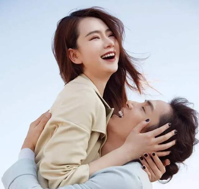 出轨瓜来了!曝女星婚姻遭介入 万茜戚薇躺枪 出轨瓜来了!曝女星婚姻遭介入 万茜戚薇躺枪