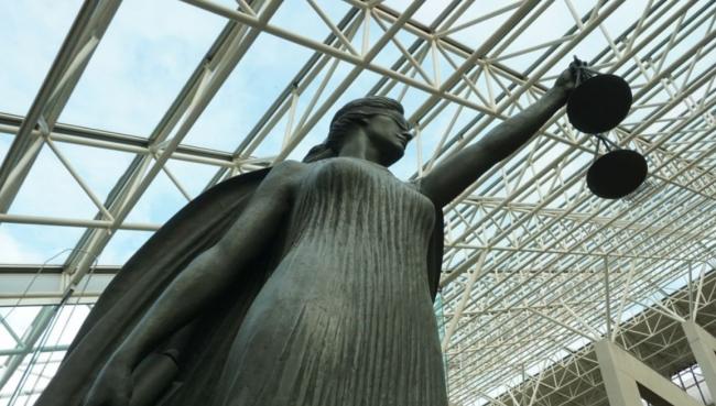 令人发指:加拿大79岁老汉性侵犯3个孙女被判刑 令人发指:加拿大79岁老汉性侵犯3个孙女被判刑