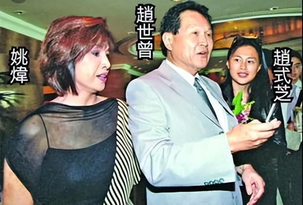 87岁亿万富豪交往外籍年轻女友 只恋爱不结婚 87岁亿万富豪交往外籍年轻女友 只恋爱不结婚