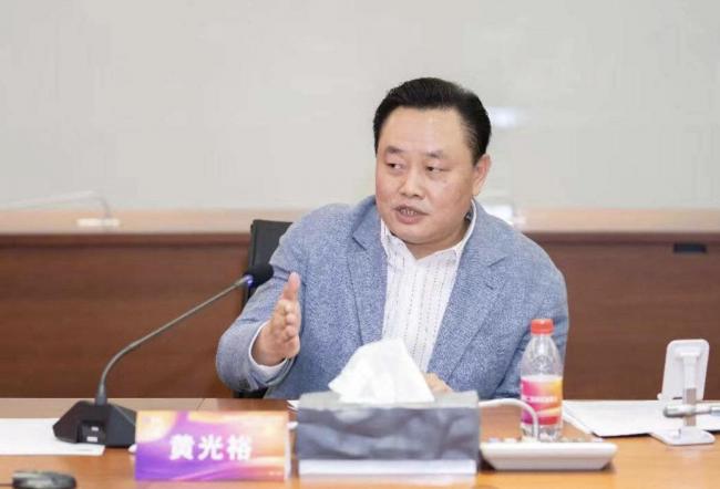 前首富黄光裕 跨界卖车 前首富黄光裕 跨界卖车