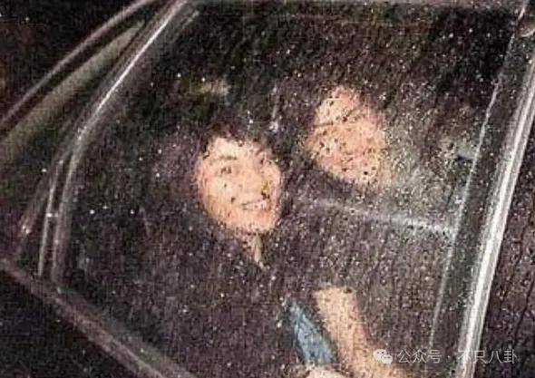 谢霆锋为王菲出气上热搜,他们怎么一直都这么甜 谢霆锋为王菲出气上热搜,他们怎么一直都这么甜