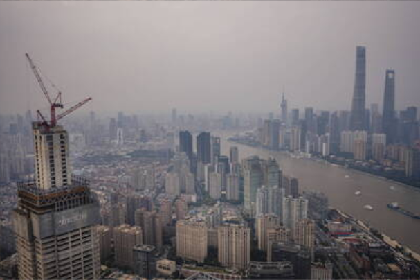 中国房地产面临三个“下降螺旋” 中国房地产面临三个“下降螺旋”