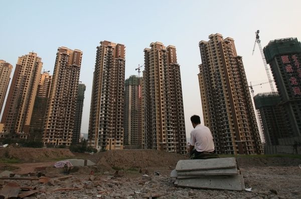 中国房市大崩盘 业主强烈不满 中国房市大崩盘 业主强烈不满