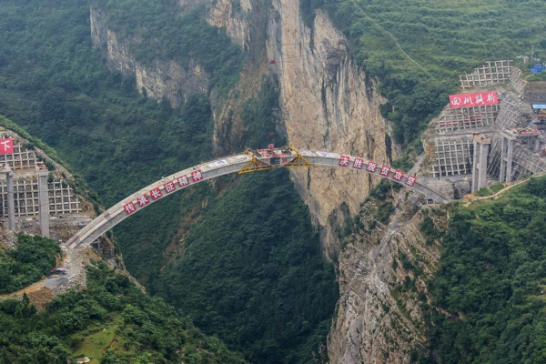 警报全面拉响！北京就要走上绝路