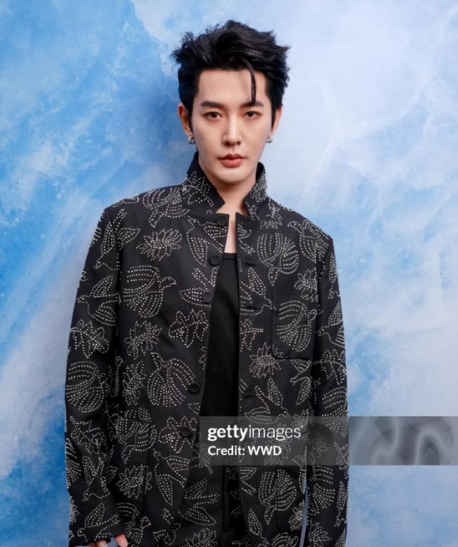 巴黎时装周:外媒没有滤镜,遍地普男普女? 巴黎时装周:外媒没有滤镜,遍地普男普女?