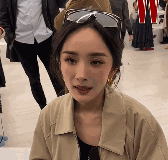 巴黎时装周:外媒没有滤镜,遍地普男普女? 巴黎时装周:外媒没有滤镜,遍地普男普女?