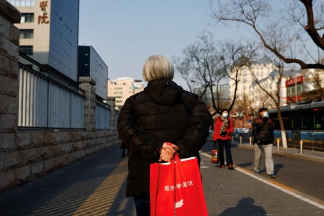 美梦还是噩梦，习近平站在交叉路口