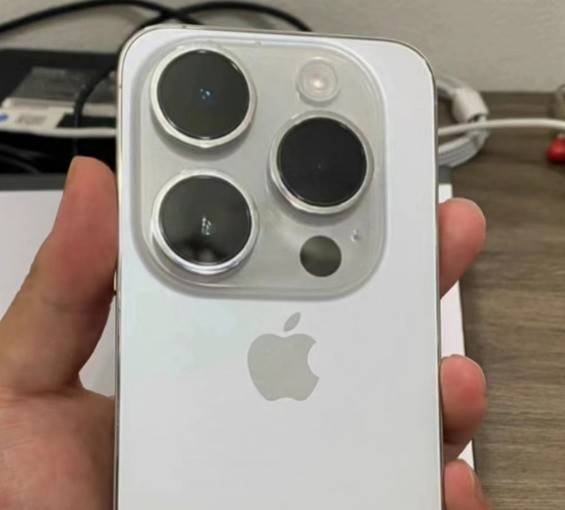 iPhone 18重磅升级