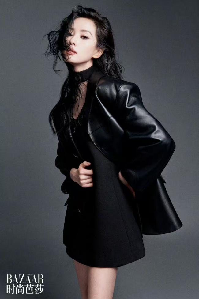 刘诗诗湿发微醺大片 展现优雅摩登气质 刘诗诗湿发微醺大片 展现优雅摩登气质