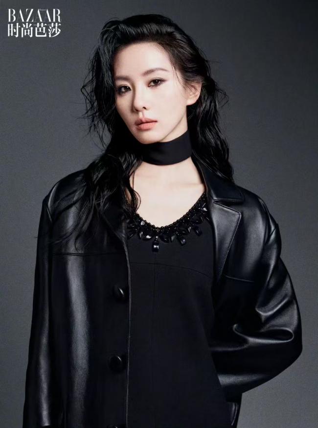 刘诗诗湿发微醺大片 展现优雅摩登气质 刘诗诗湿发微醺大片 展现优雅摩登气质