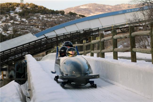 畅享犹他粉雪乐趣 滑雪后Après-Ski精彩依旧 畅享犹他粉雪乐趣 滑雪后Après-Ski精彩依旧