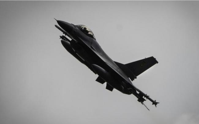 F-16ʷ״ΡھɹF-16ɼ 