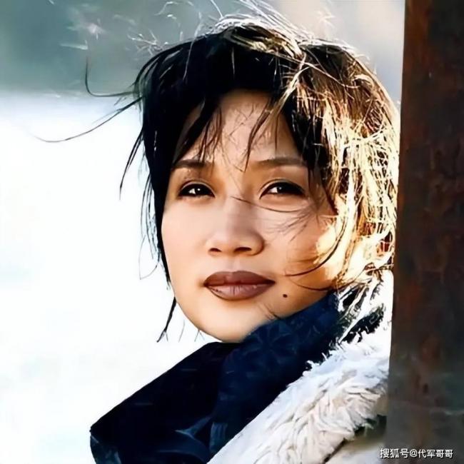 李娜出家27年 母亲陪她住寺庙 如今她们怎样