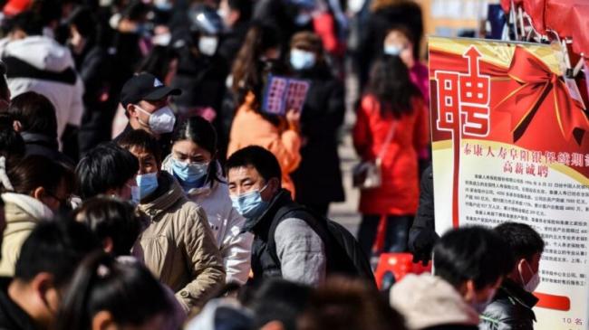 中国男子赶高铁心脏骤停 醒来第一句话令人心酸 中国男子赶高铁心脏骤停 醒来第一句话令人心酸