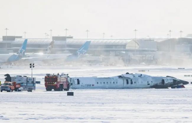 最新影像：达美航空从降落到翻覆过程