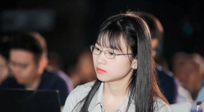 中国顶尖科技圈，涌现一批美少女