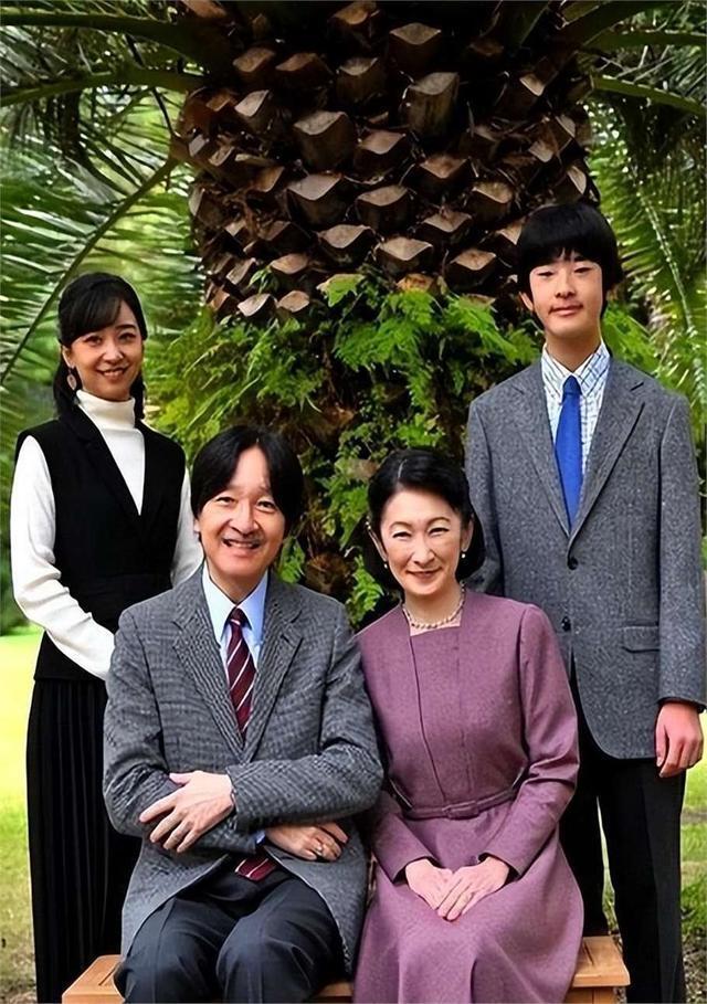 日本王室面临绝后风险 5个公主4个大龄未婚