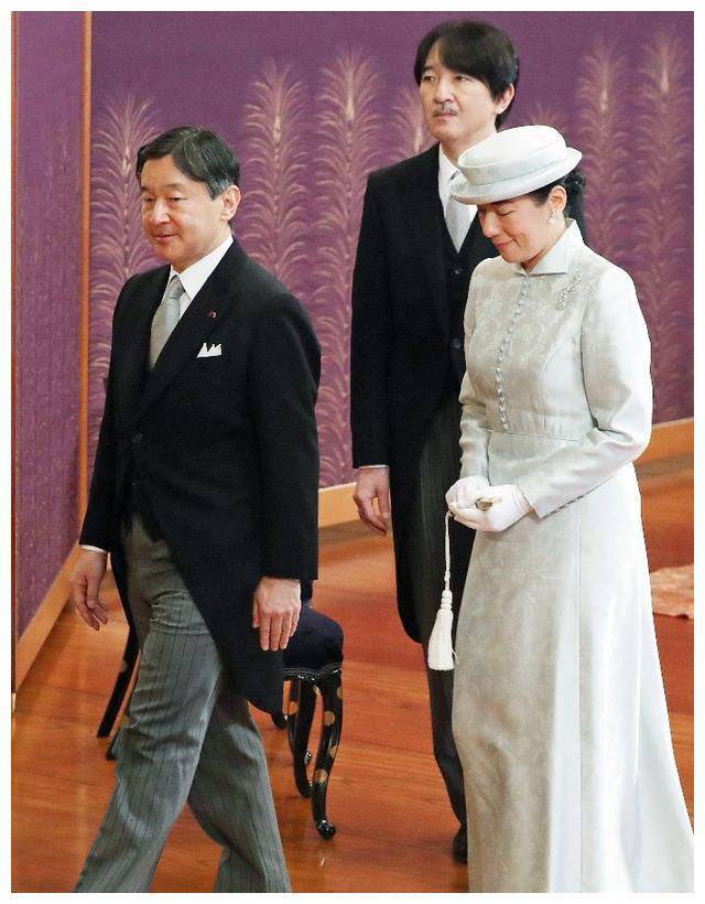 日本王室面临绝后风险 5个公主4个大龄未婚