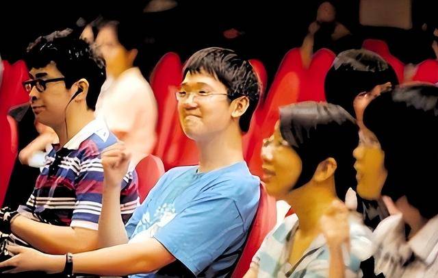 被美11所大学拒收的北京高考状元，他如今怎样了